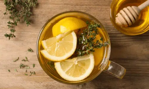 Infusion thym, miel, citron